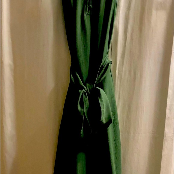 Dress - Picture 1 of 4